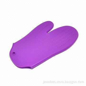Heat-resistant promotional oven mitts